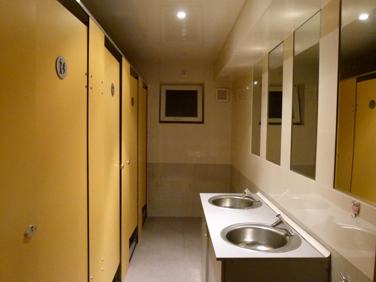 טביליסי Why Me Eco-Friendly Hostel מראה חיצוני תמונה