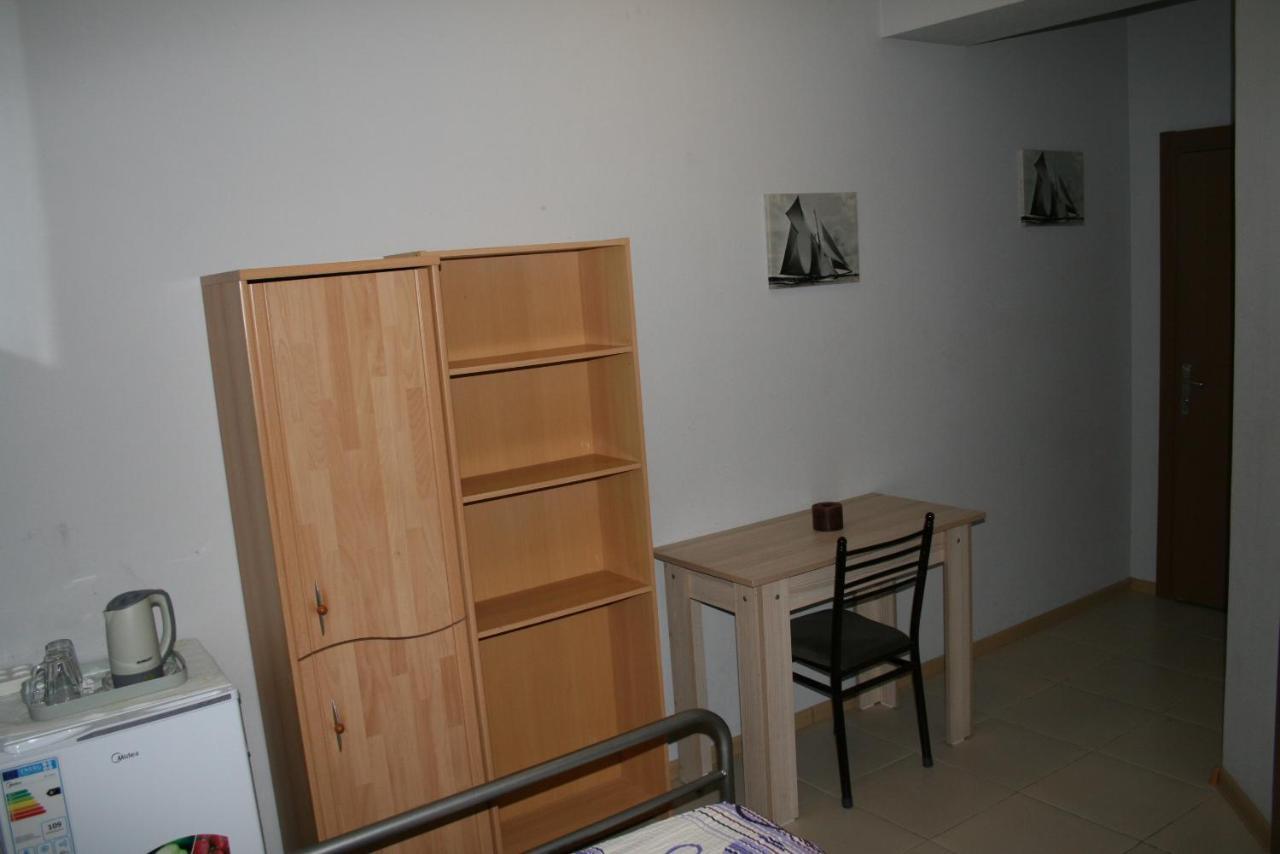 טביליסי Why Me Eco-Friendly Hostel מראה חיצוני תמונה