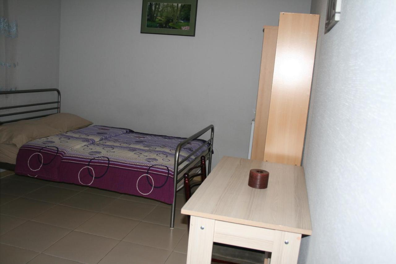 טביליסי Why Me Eco-Friendly Hostel מראה חיצוני תמונה