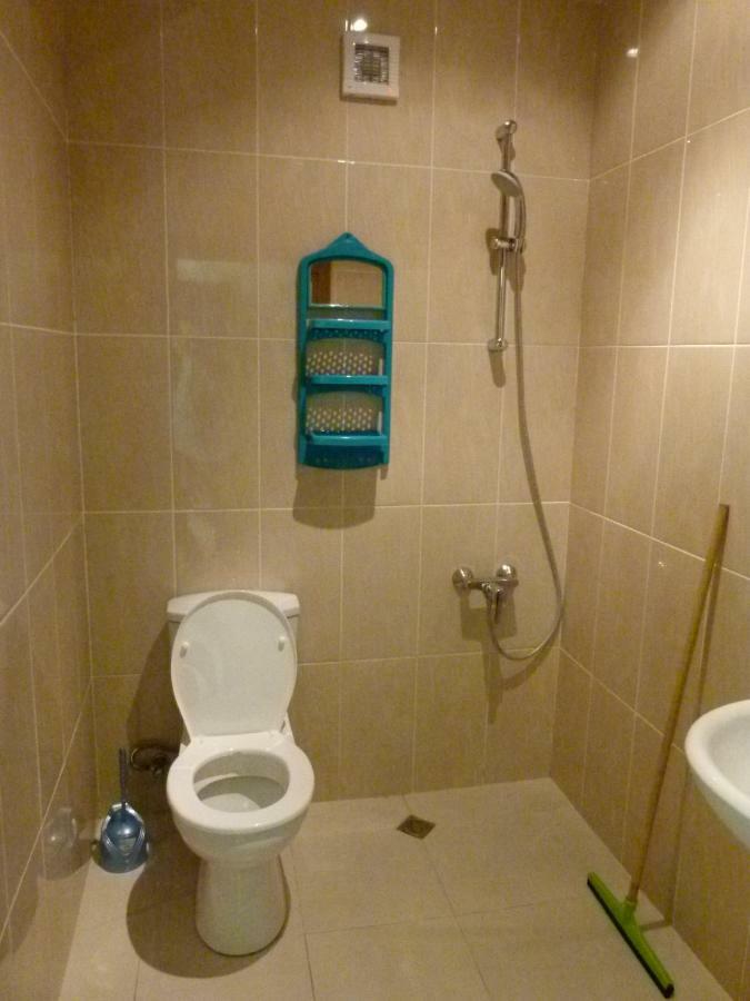 טביליסי Why Me Eco-Friendly Hostel מראה חיצוני תמונה